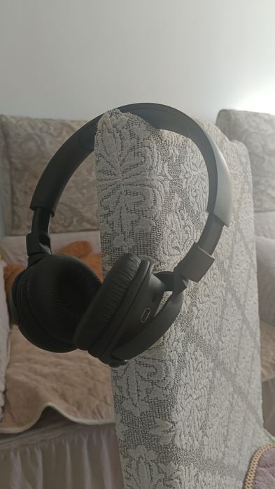 Наушники JBL новые