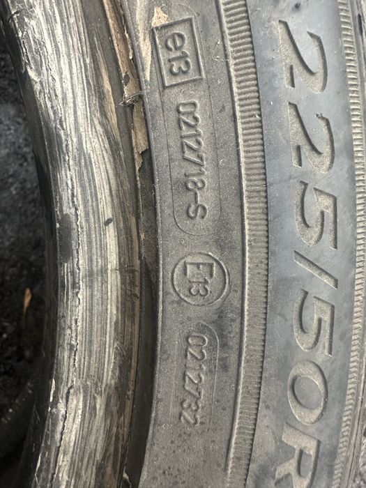 Продам шины 225/50/17