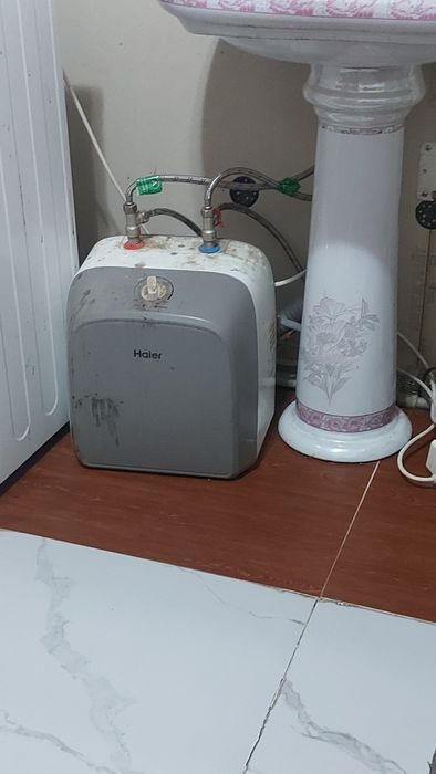 Аристон10л+смеситель+мойка