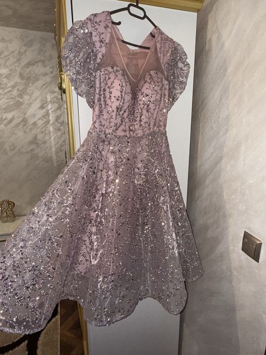 Официална розова рокля