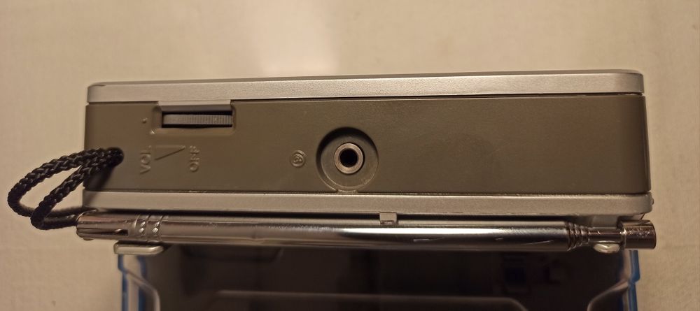 1. Radio Sony ICF-S22 + 2. Radio SoundMaster