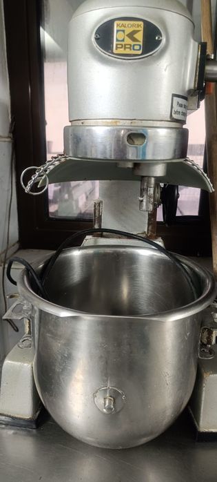 Mixer planetar profesional
