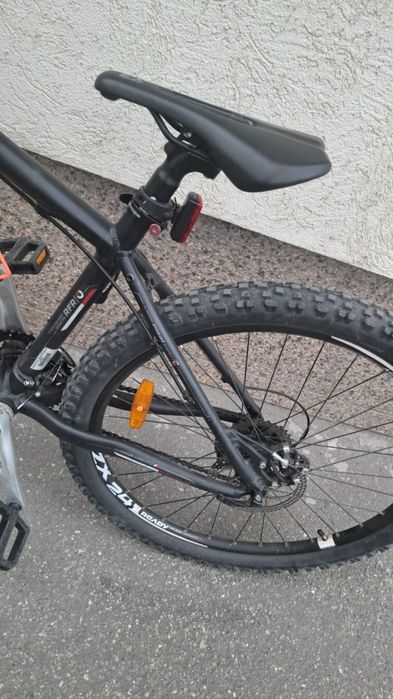 Vând bicicletă  Cube LTD26",