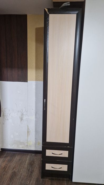 Отдам даром шкаф