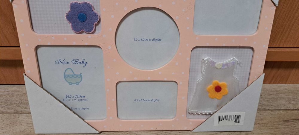 НОВА Бебешка рамка за момиче (за 6 снимки)