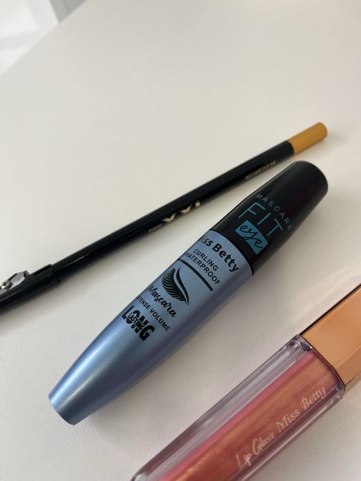 Maskara fit eye спирала