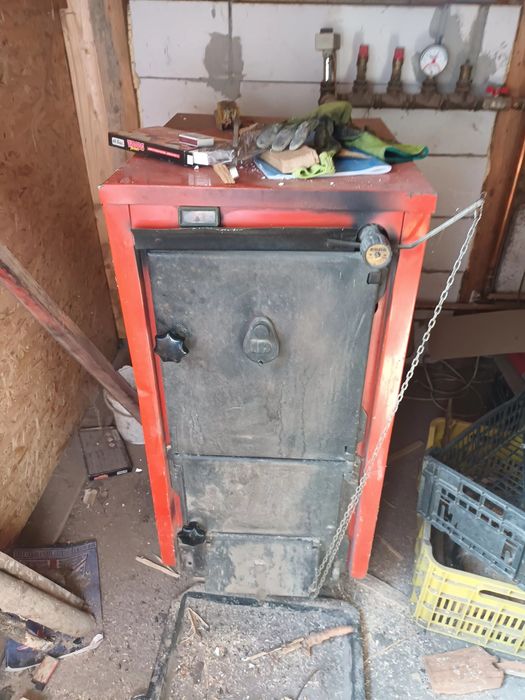Vind centrala pe lemne de 35 kw este din finta am schimbato cu un mai