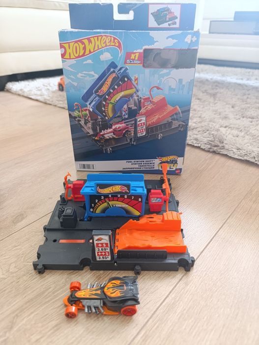 Hot wheels, Monster jam арена и други