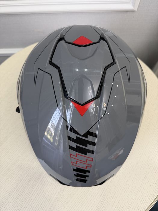 Мотошлем Airoh Spark Rise