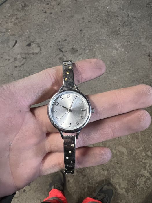 Ceasuri la bucata sau mai multe 70 lei bucata