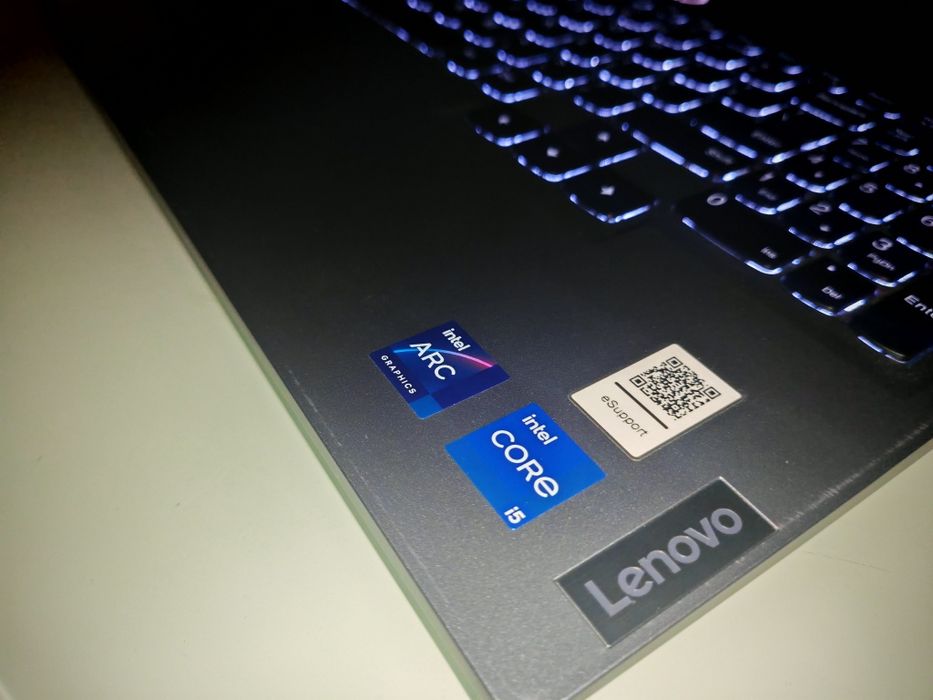 Laptop Lenovo LOQ Generație Nouă