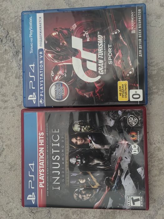 продам диски на injustice(1шт]и gran turismo 2 штуки