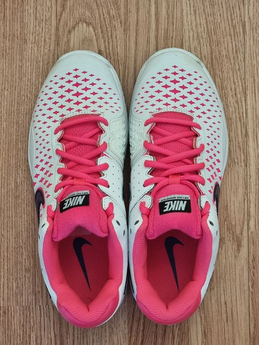 Нови Дамски Маратонки / Nike WMNS Air Cage Advantage - 38 Номер