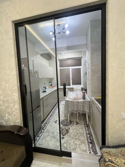 Choshtepa metro 1 bekat 2 xona ijaraga beriladi