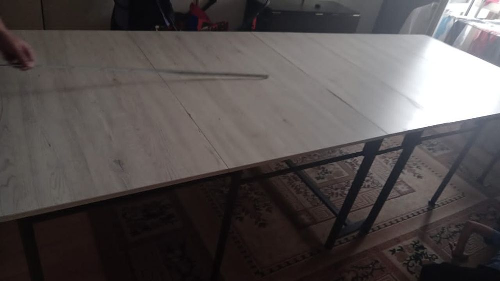 Стол, турник , асел печ сатылады