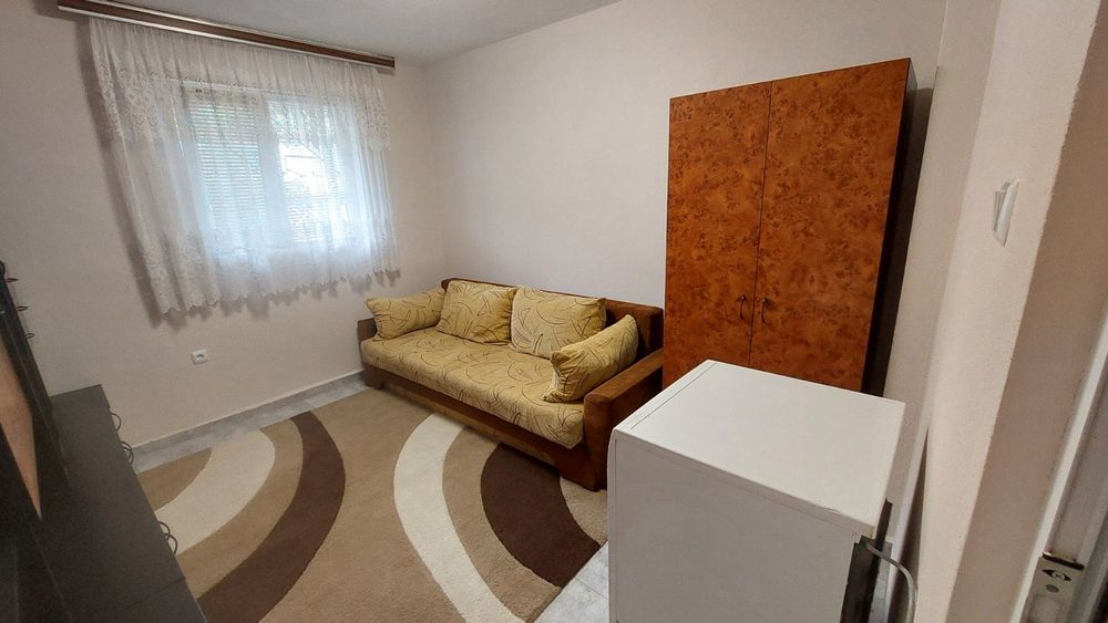 Дава се под наем Тристаен апартамент в Варна, ХЕИ - 50 кв.м за 408 € - Снимка #4