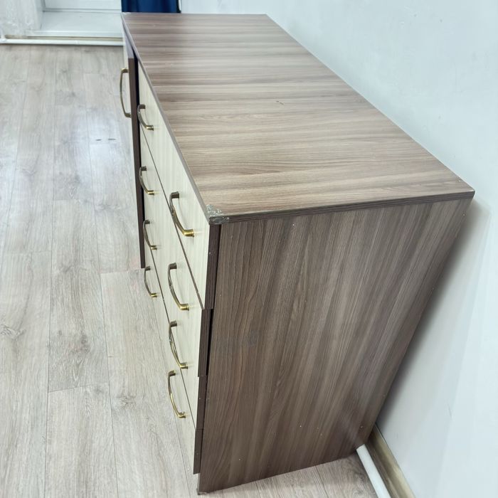 Продам комод в хорошем состоянии.