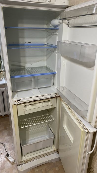 Продам холодильник б/у