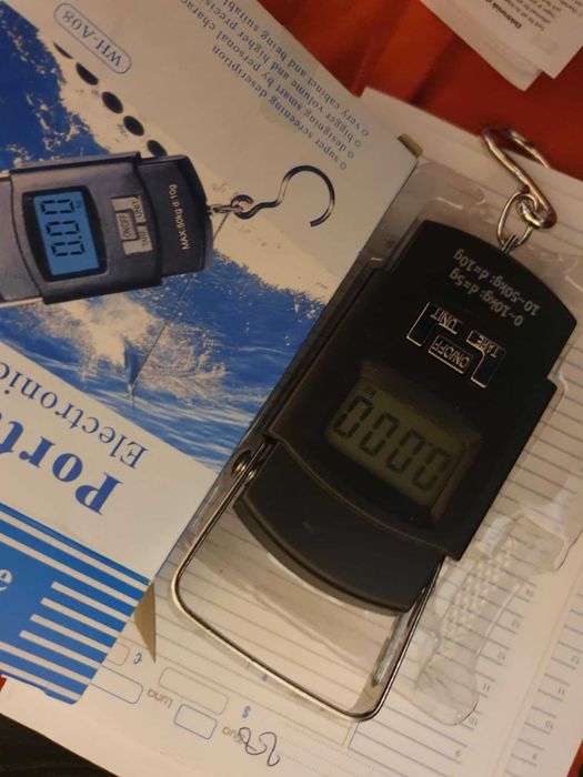 Cantar electronic portabil cu baterii