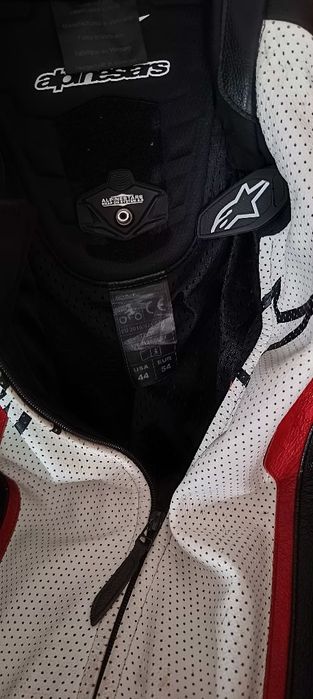 Цял екип Alpinestars