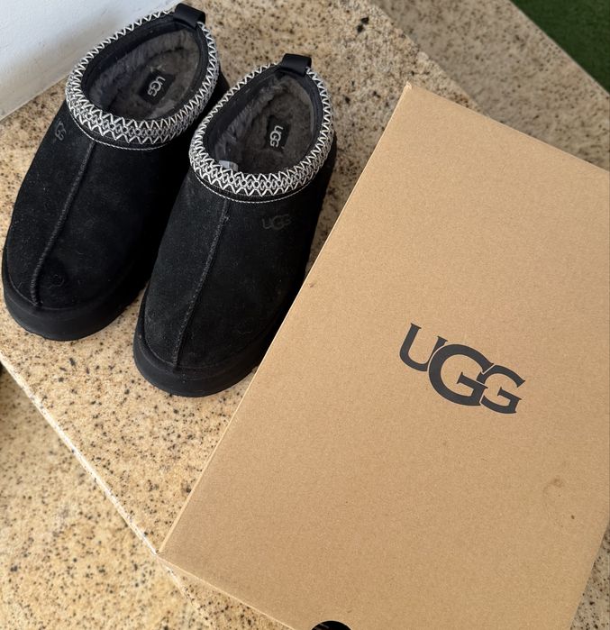 100% Оригинални UGG Tazz Slippers Black 38 номер