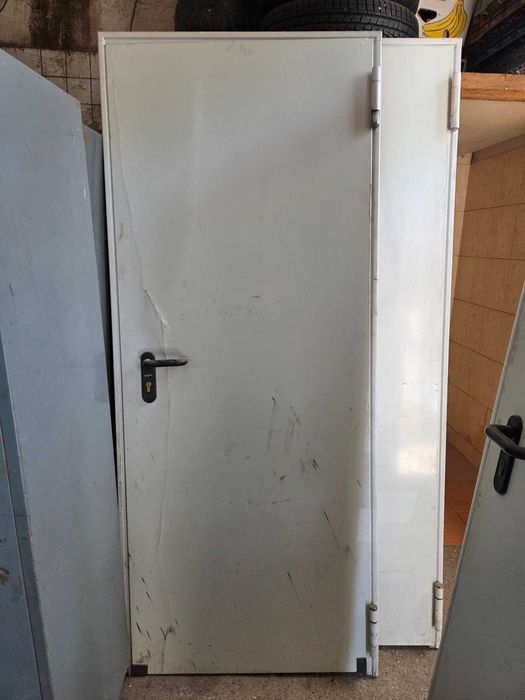 Пожароустойчиви метални врати EI90 Novoferm Alsal – 750×2000