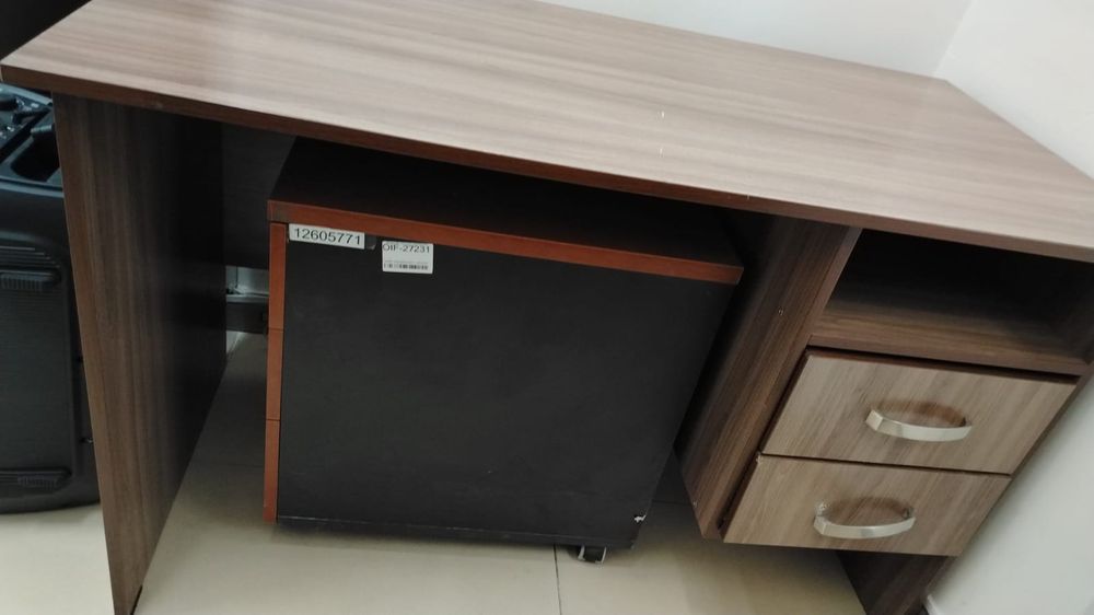 Стол офисный распродажа