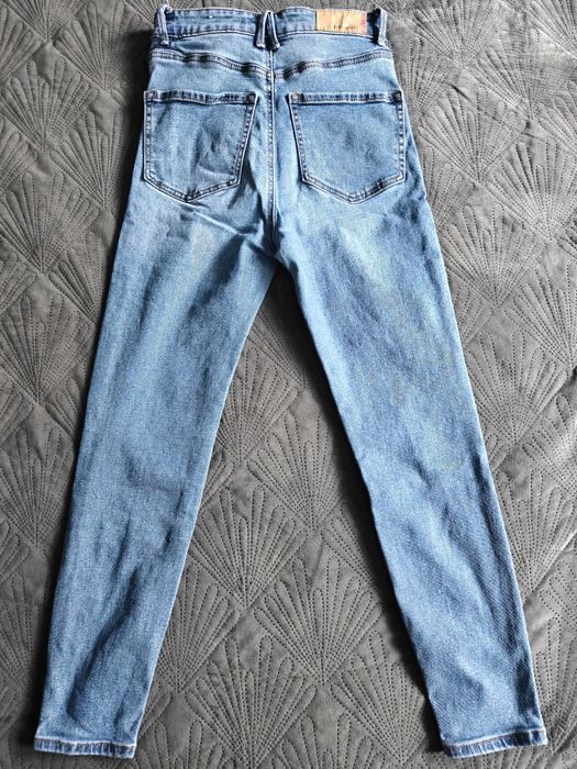 Дънки с висока талия