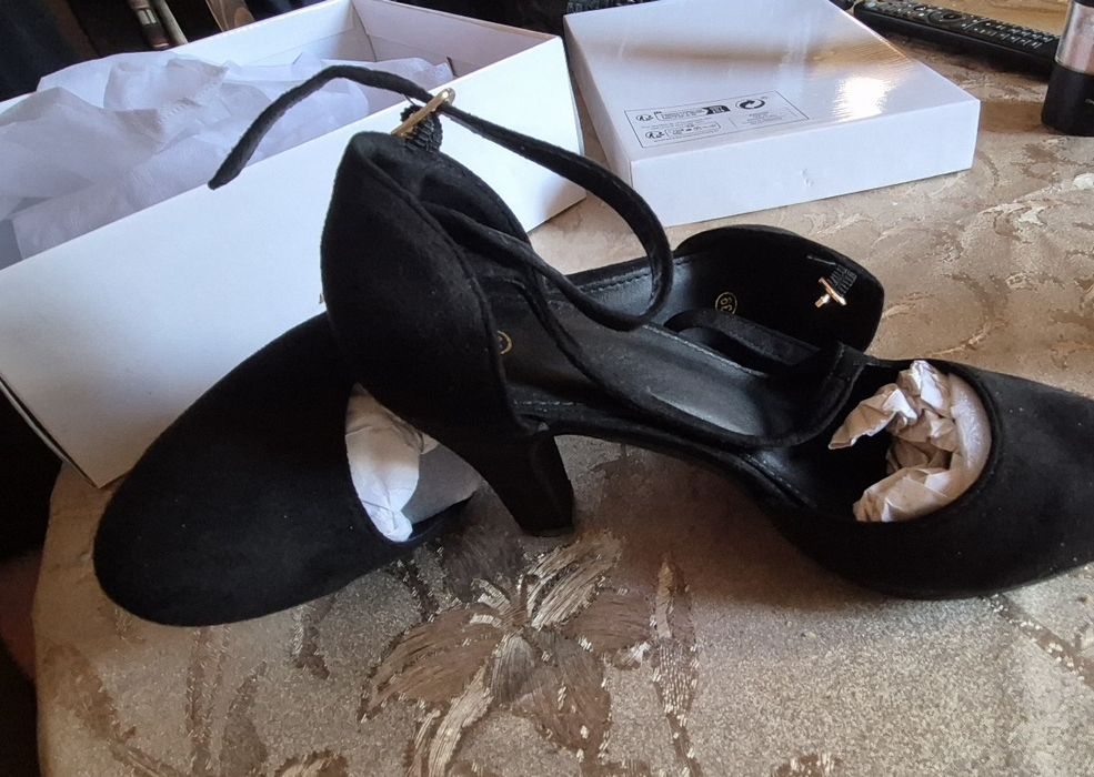 Нови официални обувки