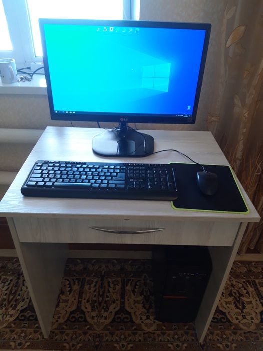 Продаеться компьютер