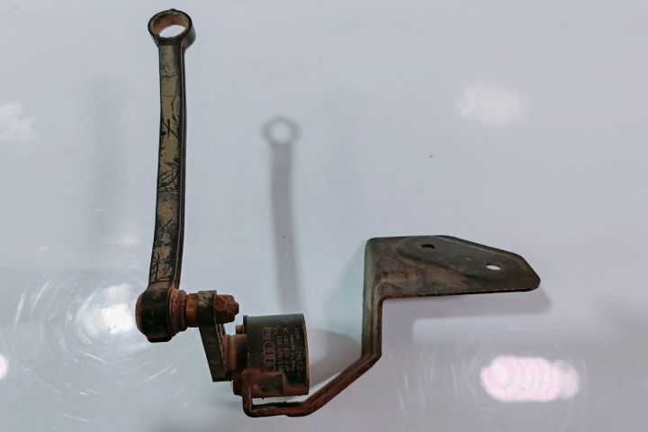 Senzor nivel far 8E0907503 Audi A6 4F/C6 seria