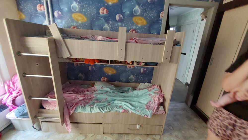 Кровать двухярусная