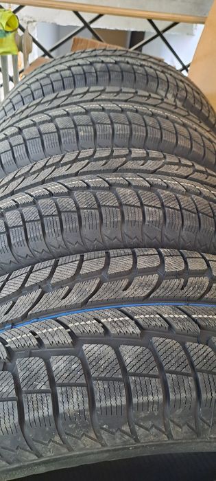 Продам зимние шины размер 265×70×16