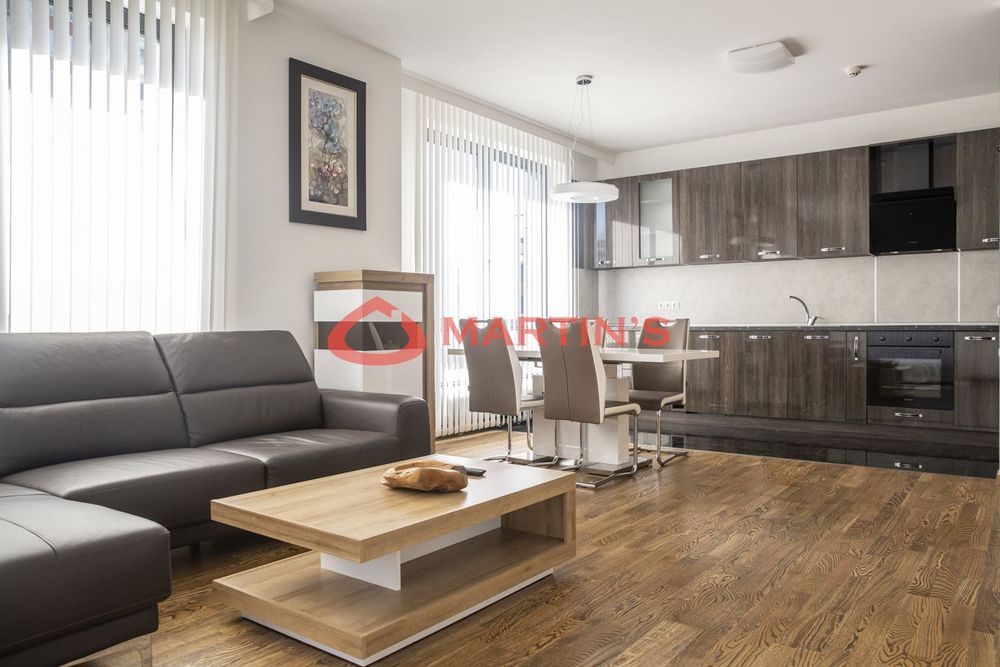 3-стаен в София-Изток площ 120 цена 1150