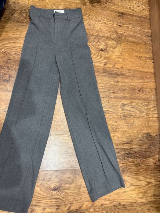 Дънки и панталони