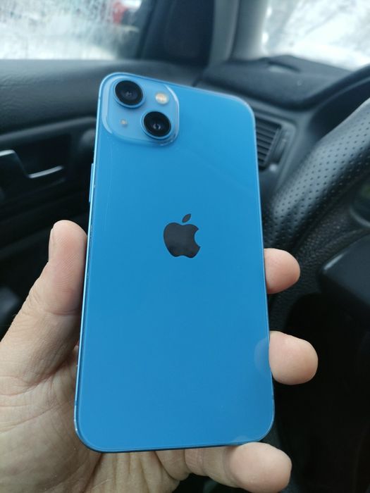 Срочно Продам IPHONE 13