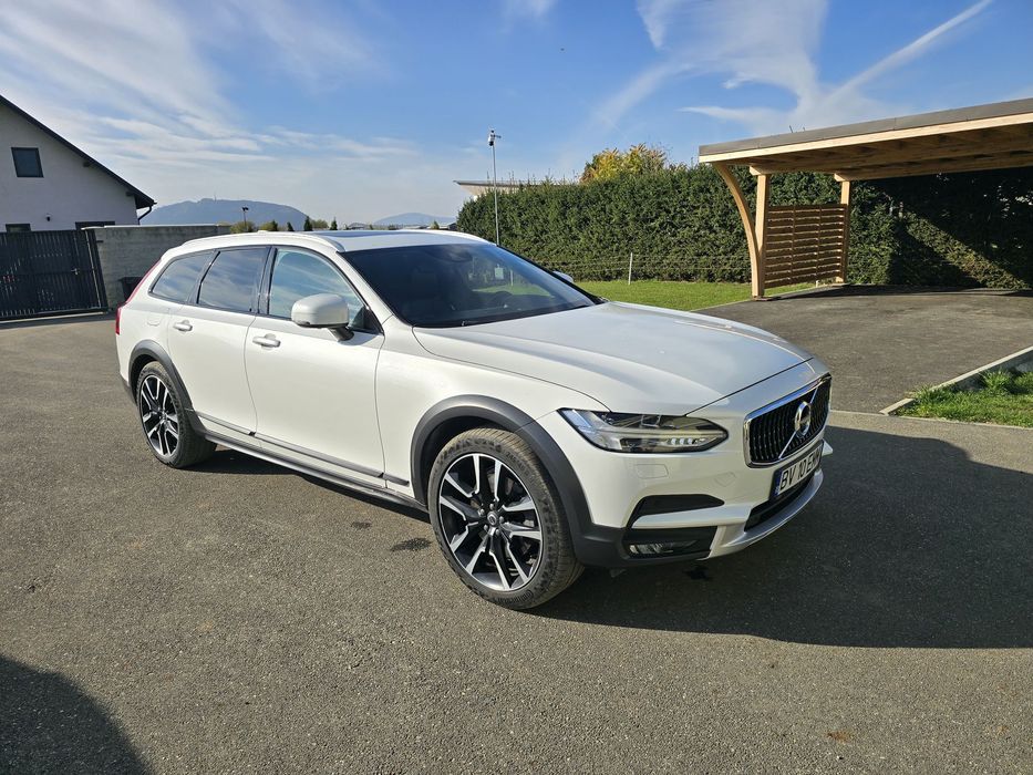 Volvo V90 V90 CC impecabil full option