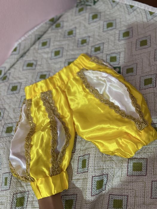 Продам детский карнавальный костюм Принца