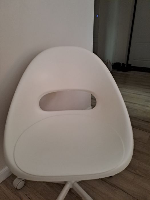 Продам стул Икеа в отличном состоянии