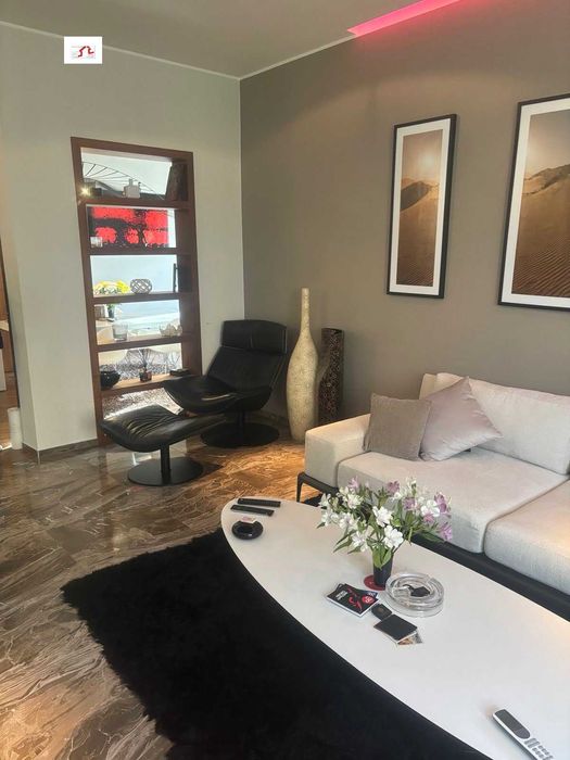 Дава се под наем Тристаен апартамент в София, Толстой - 94 кв.м за 300 € - Снимка #2