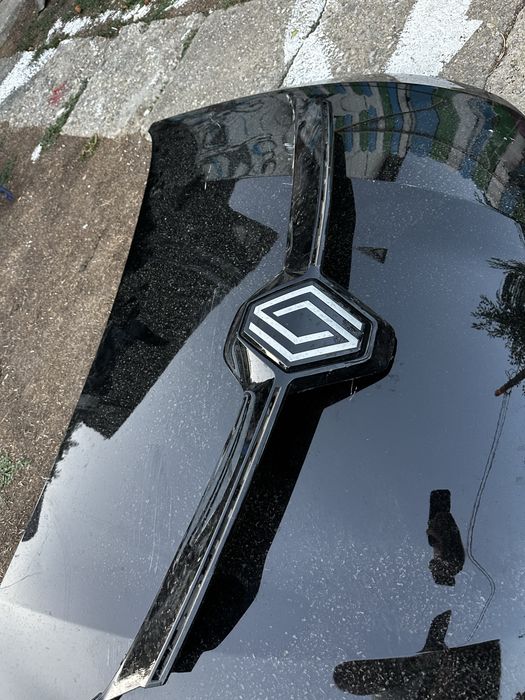 Capotă motor tragher grilă radiatir renault  clio 5.