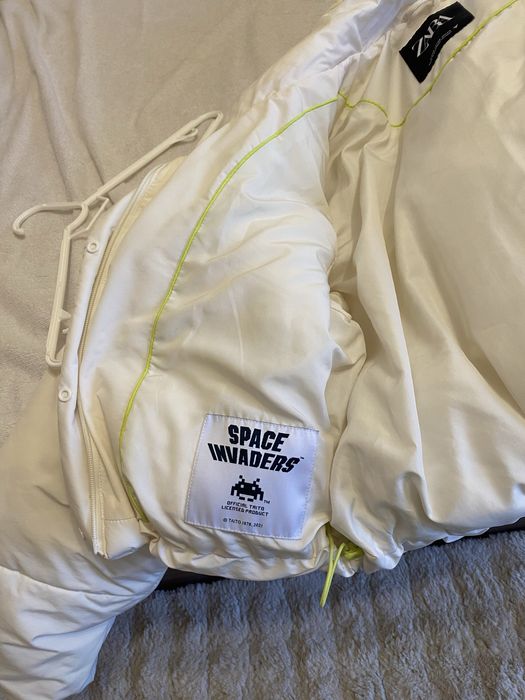 Дамско зимно яке ZARA