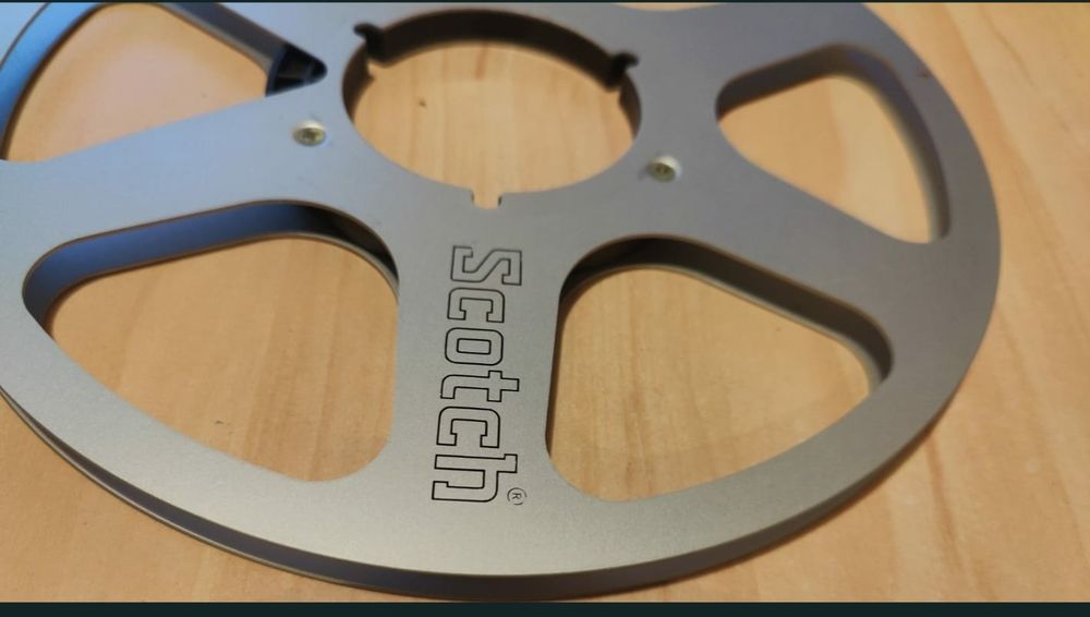 2 role Scotch 26" stare ca noi