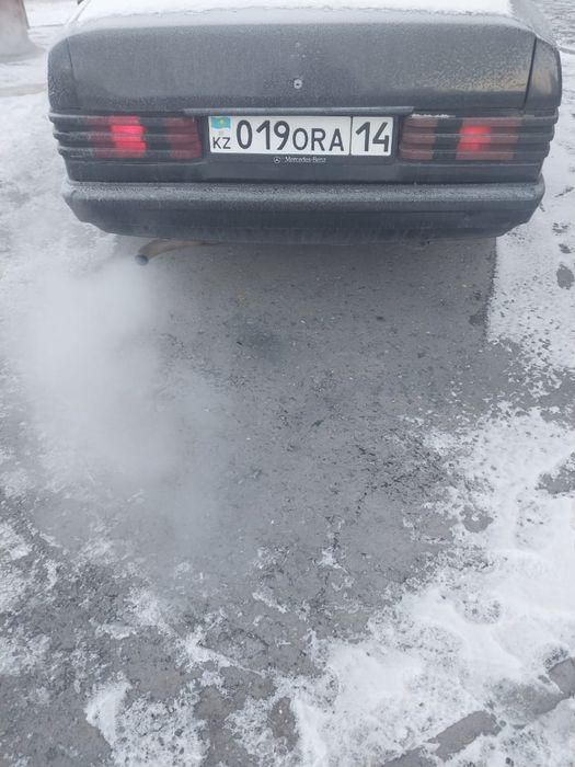 Продам машину мерседес