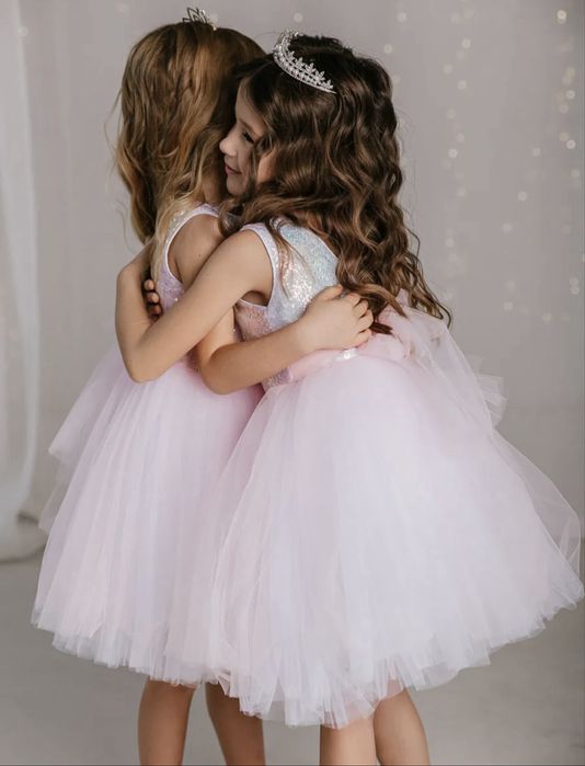 Платья детские нарядные