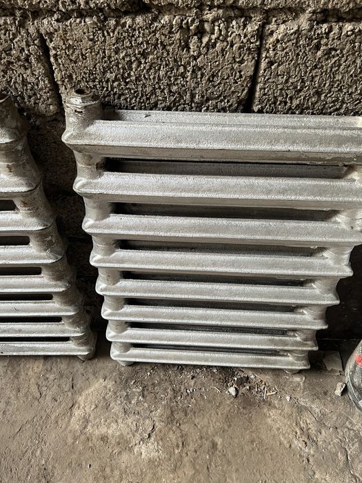 Продается чугунный батареи