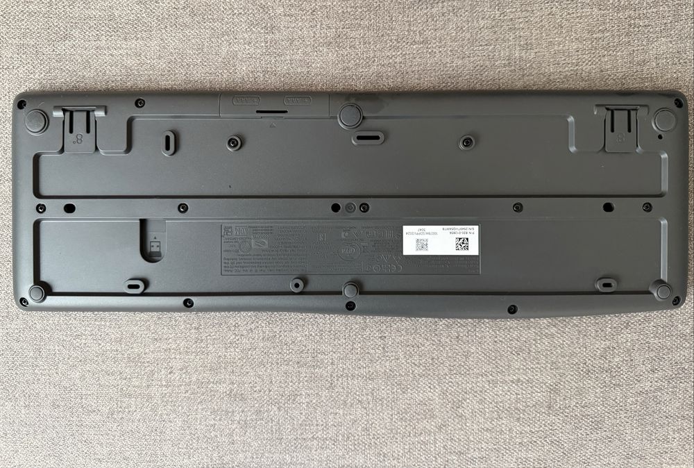Безжичен комплект Logitech MK295 Silent, черен - БЕЗ USB