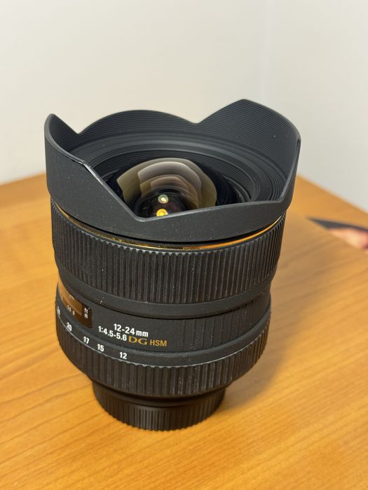 Sigma 12-24 DGHSM Nikon