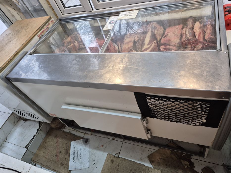 Витринный холодильник