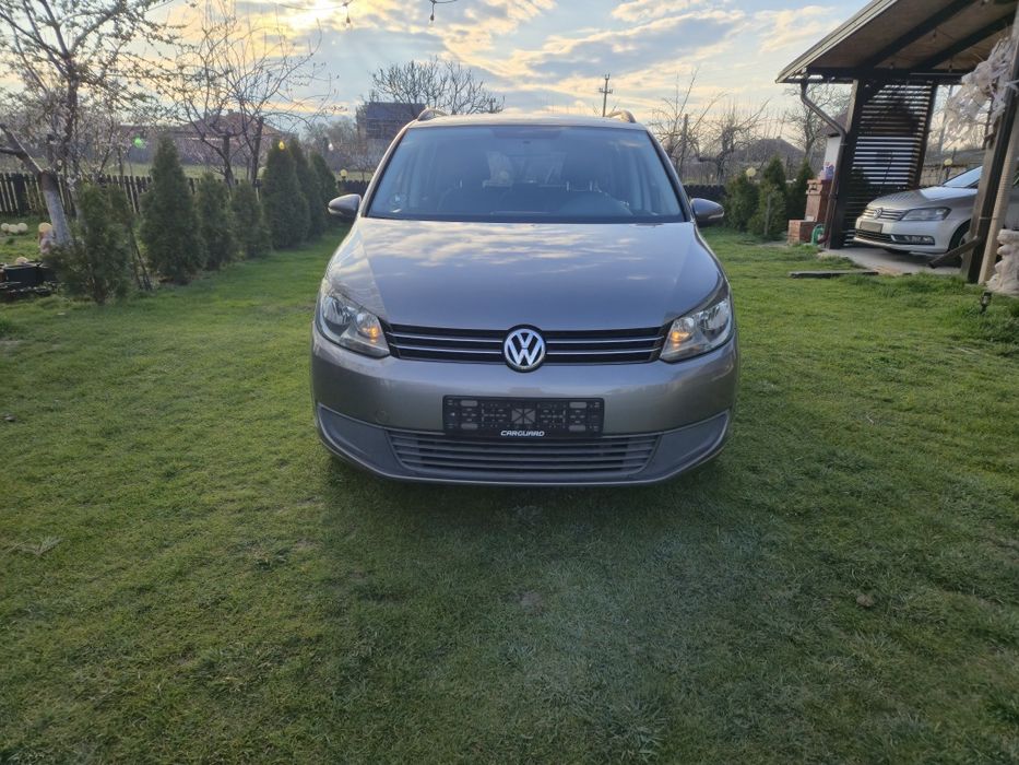 Volkswagen Touran Facelift 2011 1.6 105 cp 7 locuri 217.000km
